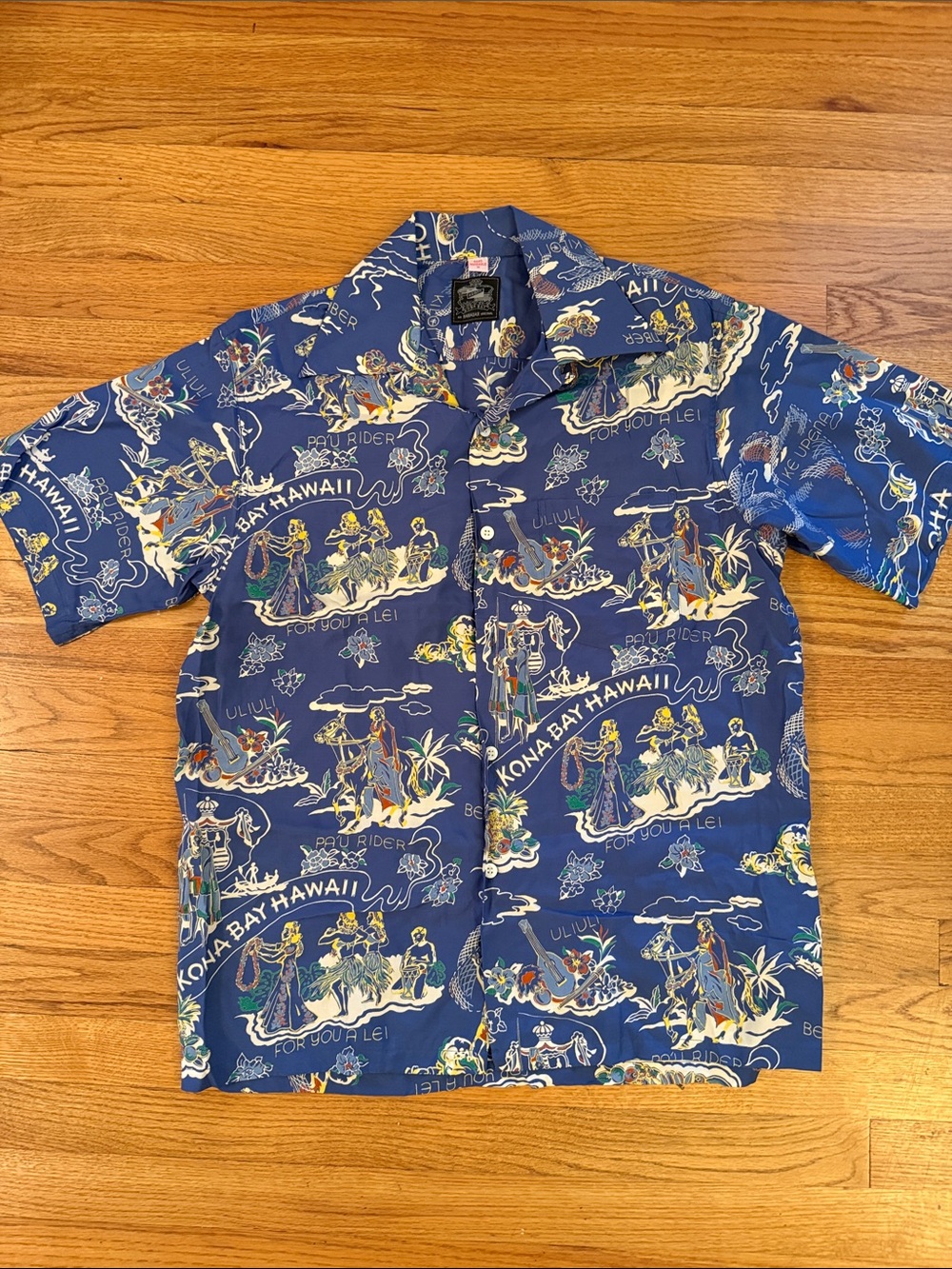 Kona Bay Hawaii Blue Rayon Aloha Hawaiian Shirt Surf Hula Mens M Made in Hawaii